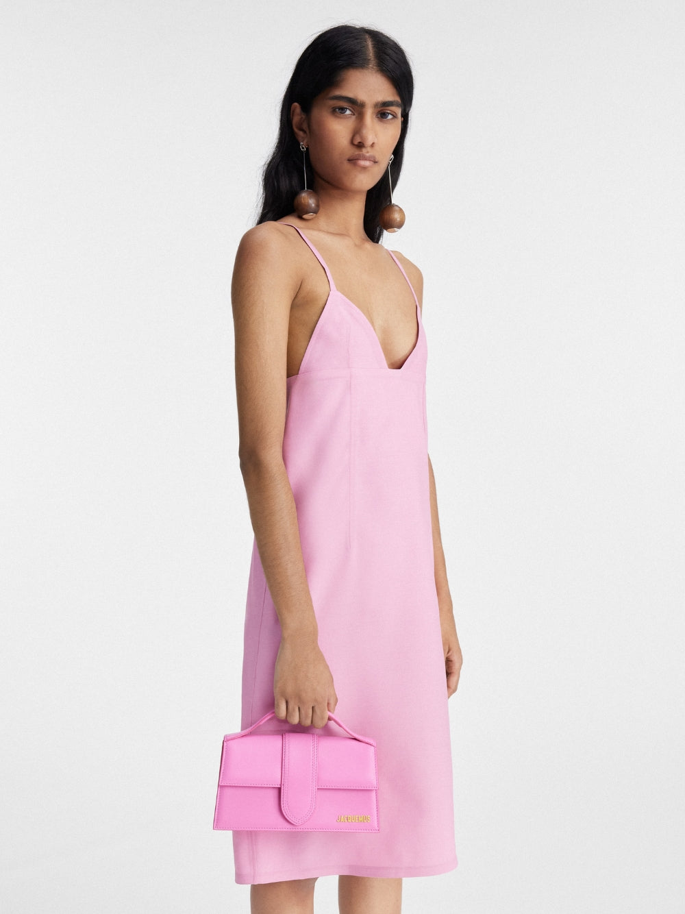 Jacquemus Le Grand Bambino Bag in Neon Pink